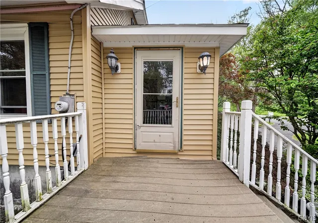 Photo 4 of Single family home for sale at 5506 Bear Rd, Syracuse, NY 13212 | MLS# S1699269 | Listing updated on 2026-09-10