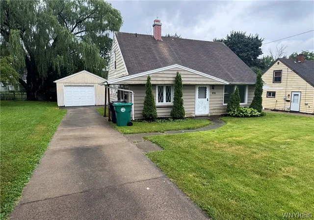 Photo 2 of Single family home for sale at 1427 Lafayette Ave, Niagara Falls, NY 14305 | MLS# B1700977 | Listing updated on 2026-09-03