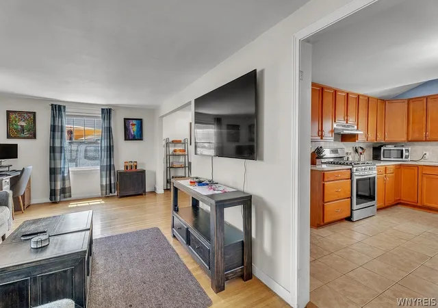 Photo 4 of Sale Pending at 332 Belmont Ave, Buffalo, NY 14223 | MLS# B1700995 | Listing updated on 2026-08-21