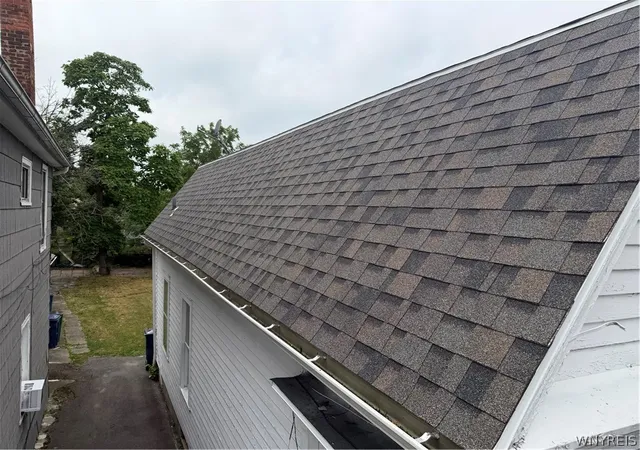 Photo 2 of Single family home for sale at 280 Dewitt St, Buffalo, NY 14213 | MLS# B1699821 | Listing updated on 2026-08-23