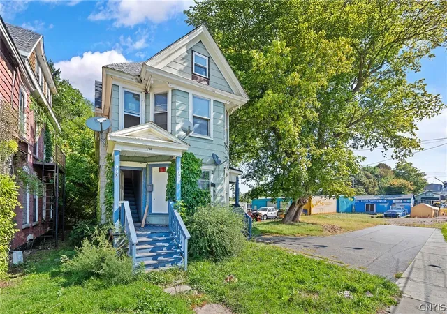 Photo 1 of Sale Pending at 118 W Bissell St, Syracuse, NY 13207 | MLS# S1701071 | Listing updated on 2026-08-17