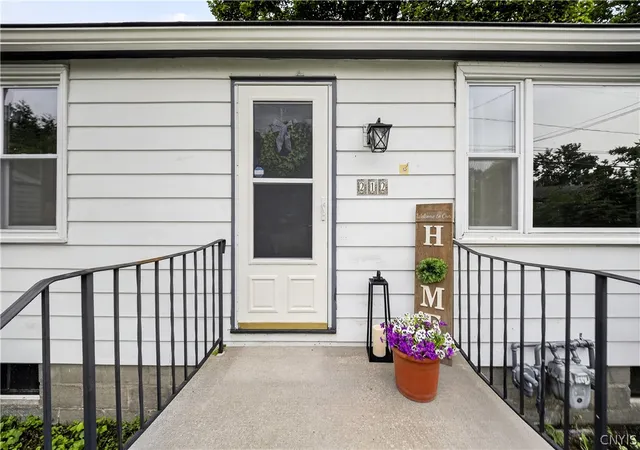 Photo 2 of Sale Pending at 212 Lawrence Ave, Syracuse, NY 13212 | MLS# S1698271 | Listing updated on 2026-08-27