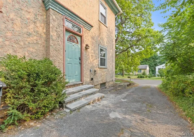 Photo 2 of Sale Pending at 117 Claire Rd, Syracuse, NY 13214 | MLS# S1700475 | Listing updated on 2026-08-06