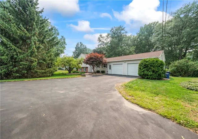 Photo 2 of Sale Pending at 1751 Scribner Rd, Penfield, NY 14526 | MLS# R1700939 | Listing updated on 2026-08-18