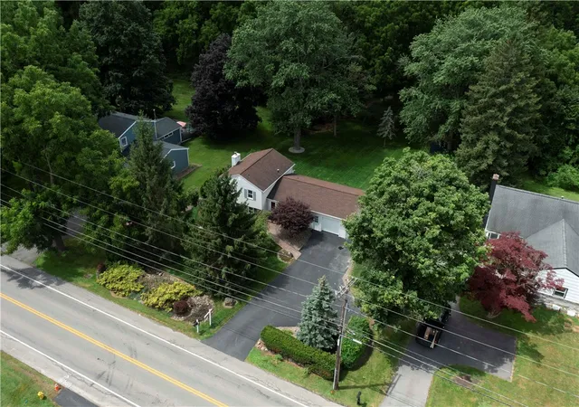 Photo 3 of Sale Pending at 1751 Scribner Rd, Penfield, NY 14526 | MLS# R1700939 | Listing updated on 2026-08-18