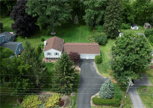 Photo 3 of Sale Pending at 1751 Scribner Rd, Penfield, NY 14526 | MLS# R1700939 | Listing updated on 2026-08-18