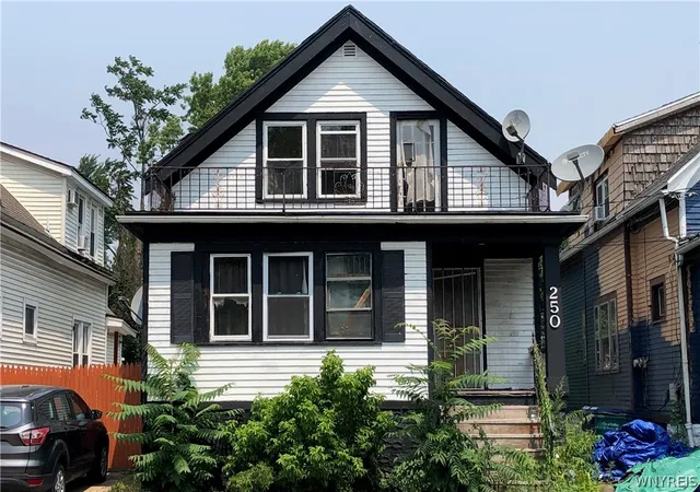 Photo 1 of Sale Pending at 250 Box Ave, Buffalo, NY 14211 | MLS# B1700600 | Listing updated on 2026-08-24