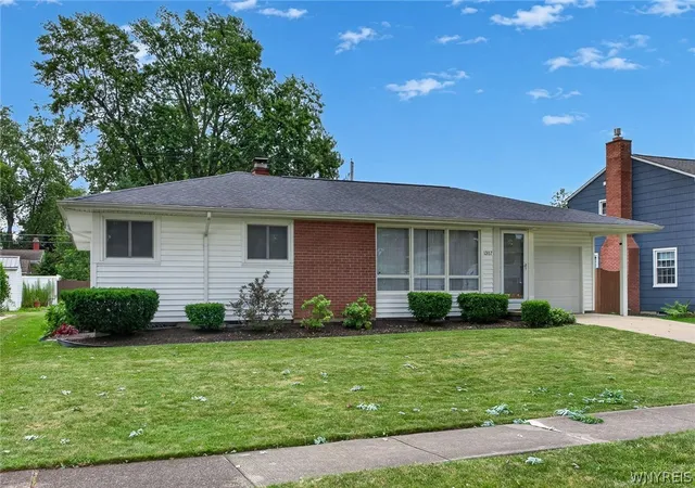 Photo 1 of Single family home for sale at 1307 Fairfax Ave, North Tonawanda, NY 14120 | MLS# B1700895 | Listing updated on 2026-09-12