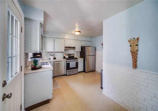 Photo 3 of Single family home for sale at 45 Oneta Rd, Rochester, NY 14617 | MLS# R1700146 | Listing updated on 2026-08-04