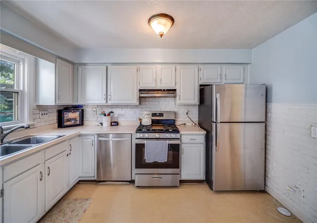 Photo 4 of Single family home for sale at 45 Oneta Rd, Rochester, NY 14617 | MLS# R1700146 | Listing updated on 2026-08-04