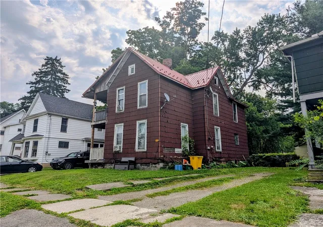 Photo 1 of Multi family home for sale at 262 Brand St, Elmira, NY 14904 | MLS# R1701120 | Listing updated on 2026-09-02
