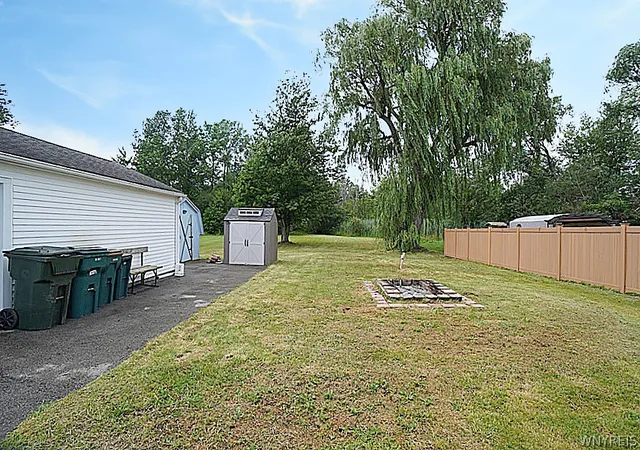 Photo 4 of Sale Pending at 522 Witmer Rd, North Tonawanda, NY 14120 | MLS# B1688200 | Listing updated on 2026-08-12