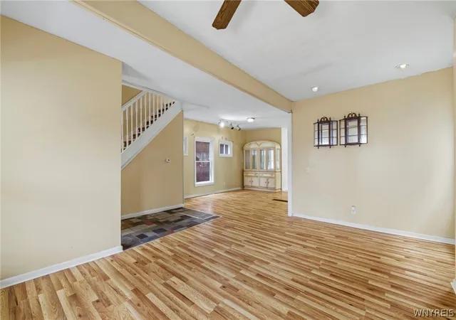 Photo 3 of Single family home for sale at 27 Heward Ave, Buffalo, NY 14207 | MLS# B1701168 | Listing updated on 2026-09-15
