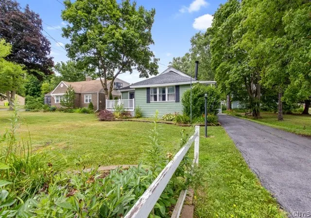 Photo 2 of Sale Pending at 1016 Cold Springs Rd, Liverpool, NY 13088 | MLS# S1701101 | Listing updated on 2026-09-02