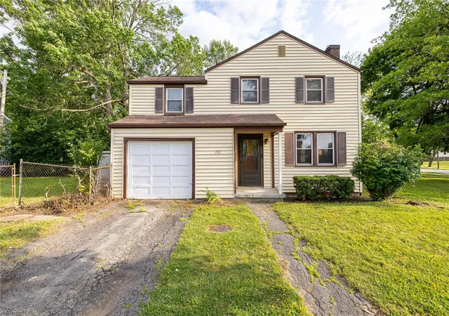 Photo 2 of Sale Pending at 205 Lattimore Rd, Rochester, NY 14620 | MLS# R1701054 | Listing updated on 2026-08-24