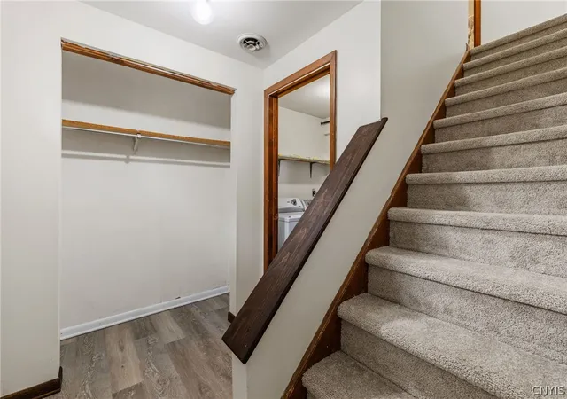 Photo 3 of Sale Pending at 8383 Zenith Dr, Baldwinsville, NY 13027 | MLS# S1698316 | Listing updated on 2026-09-09