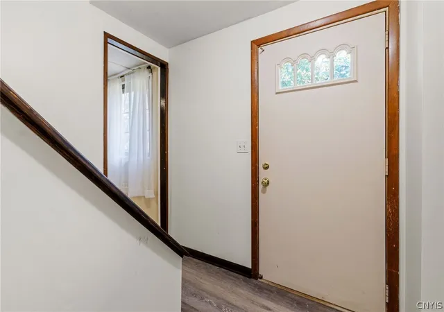Photo 3 of Sale Pending at 8383 Zenith Dr, Baldwinsville, NY 13027 | MLS# S1698316 | Listing updated on 2026-09-09