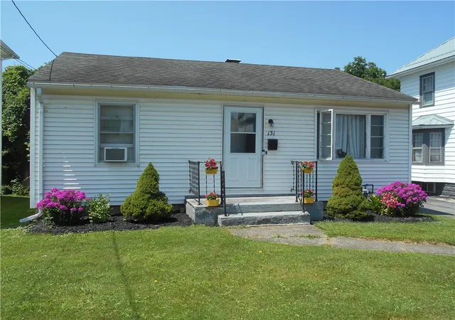 Photo 1 of Sale Pending at 131 Dunning Ave, Auburn, NY 13021 | MLS# R1701260 | Listing updated on 2026-08-26
