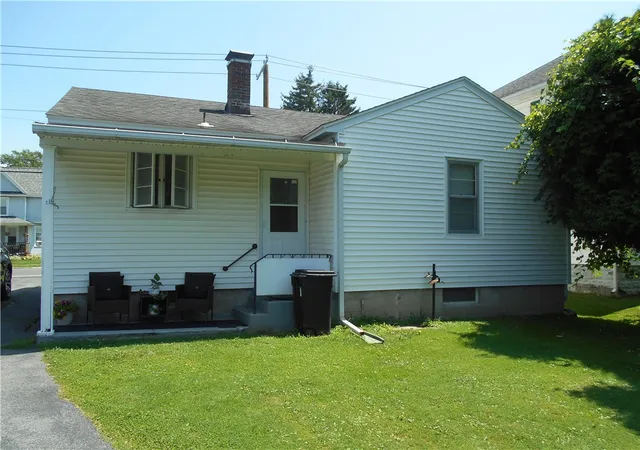 Photo 2 of Sale Pending at 131 Dunning Ave, Auburn, NY 13021 | MLS# R1701260 | Listing updated on 2026-08-26