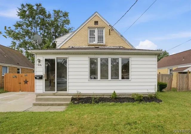 Photo 1 of Sale Pending at 306 Collins Ave, Buffalo, NY 14224 | MLS# B1700929 | Listing updated on 2026-08-10