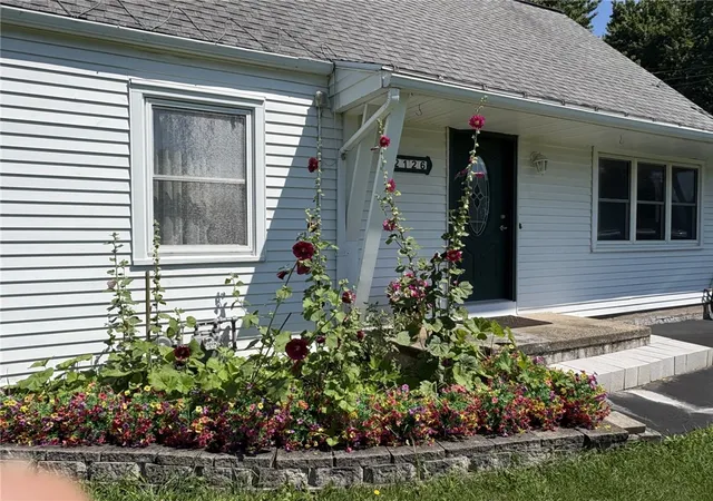 Photo 2 of Single family home for sale at 2126 Westside Dr, Rochester, NY 14624 | MLS# R1700969 | Listing updated on 2026-09-14