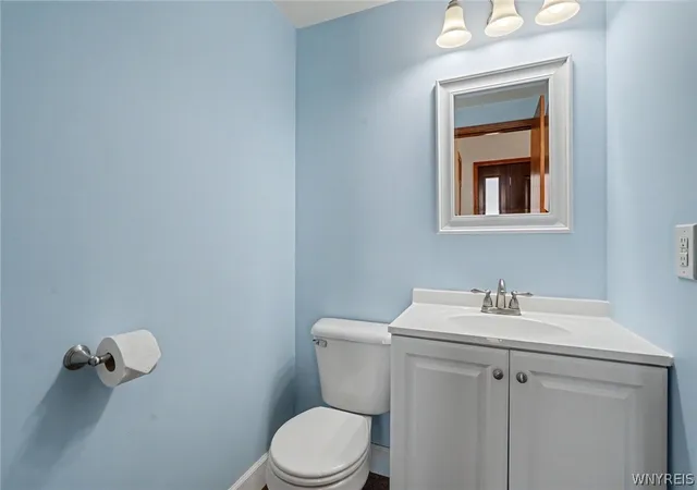 Photo 4 of Sale Pending at 28 Robin Rd, Buffalo, NY 14228 | MLS# B1700092 | Listing updated on 2026-08-07