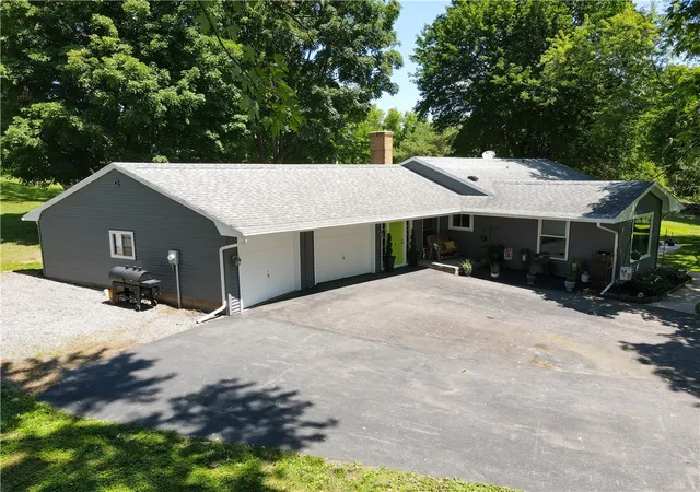 Photo 4 of Sale Pending at 3090 Griffin Rd, Churchville, NY 14428 | MLS# R1701148 | Listing updated on 2026-08-04