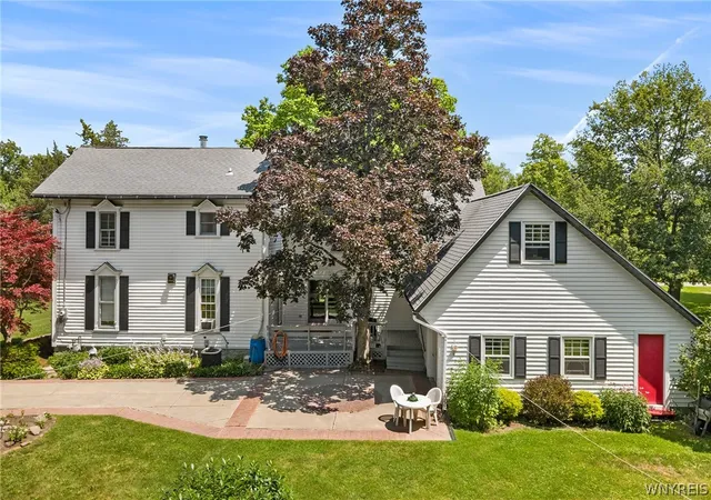 Photo 3 of Sale Pending at 8745 Tonawanda Crk Rd, Clarence Center, NY 14032 | MLS# B1700956 | Listing updated on 2026-08-24
