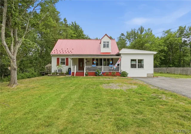 Photo 1 of Single family home for sale at 5227 Big Tree Rd, Orchard Park, NY 14127 | MLS# B1701310 | Listing updated on 2026-08-06