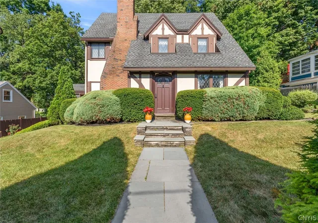 Photo 2 of Sale Pending at 117 Archer Rd, Syracuse, NY 13207 | MLS# S1701340 | Listing updated on 2026-09-10