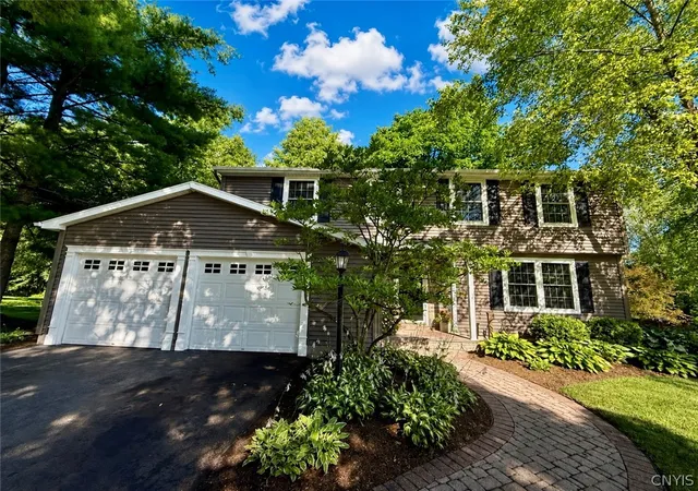 Photo 2 of Sale Pending at 107 Military Dr, Manlius, NY 13104 | MLS# S1700127 | Listing updated on 2026-08-21