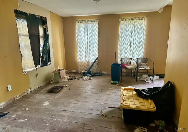 Photo 3 of Sale Pending at 12 Mercer St, Oswego, NY 13126 | MLS# S1701407 | Listing updated on 2026-09-12