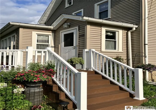 Photo 3 of Single family home for sale at 2215 Willard St Ext, Jamestown, NY 14701 | MLS# R1701138 | Listing updated on 2026-09-11