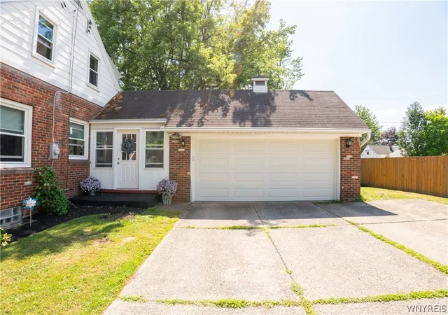 Photo 3 of Sale Pending at 2454 Eggert Rd, Tonawanda, NY 14150 | MLS# B1700916 | Listing updated on 2026-08-14