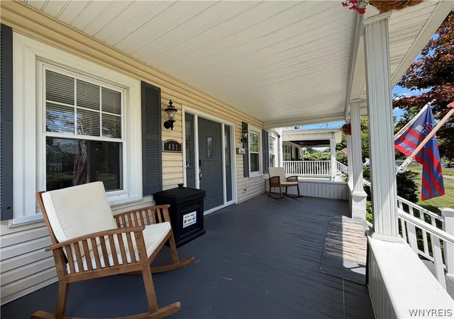 Photo 2 of Sale Pending at 481 East Ave, Lockport, NY 14094 | MLS# B1701424 | Listing updated on 2026-08-08
