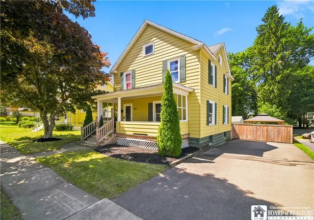 Photo 1 of Sale Pending at 282 Prospect St, Jamestown, NY 14701 | MLS# R1701590 | Listing updated on 2026-09-11