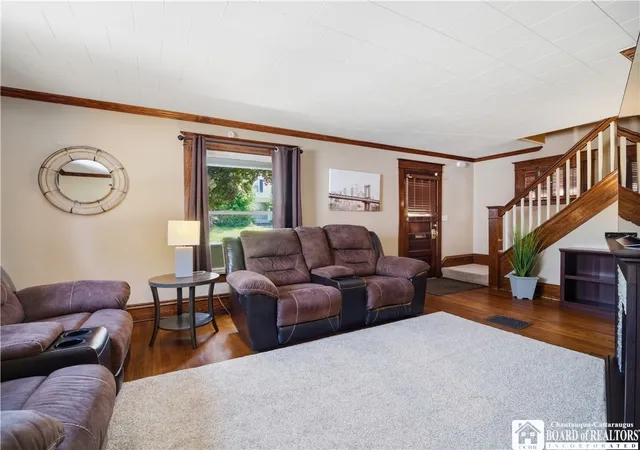 Photo 3 of Sale Pending at 282 Prospect St, Jamestown, NY 14701 | MLS# R1701590 | Listing updated on 2026-09-11