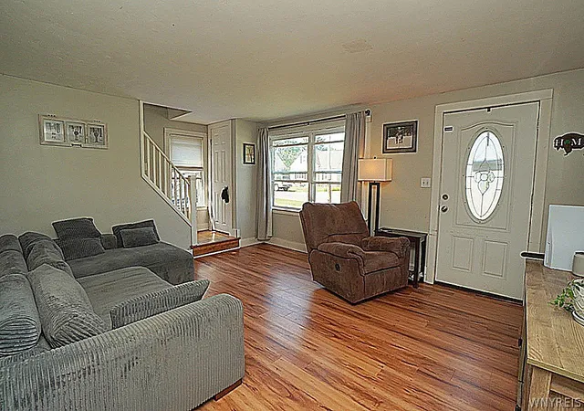 Photo 4 of Sale Pending at 99 Briarwood Dr, Buffalo, NY 14224 | MLS# B1701508 | Listing updated on 2026-09-10