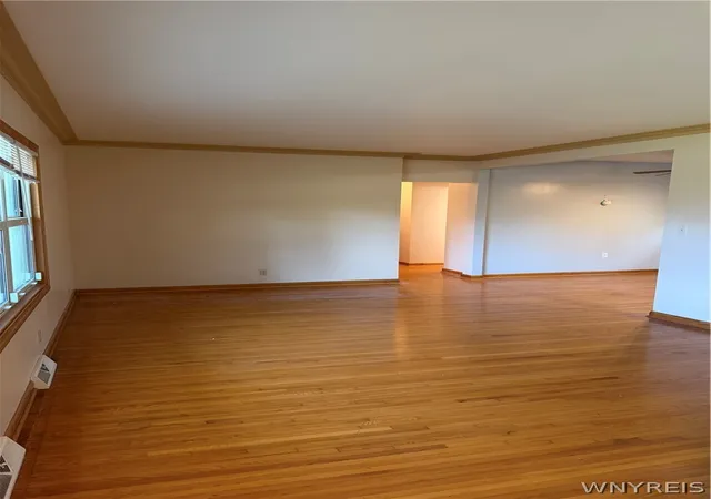 Photo 3 of Sale Pending at 1629 S Bend Ln, Lake View, NY 14085 | MLS# B1698805 | Listing updated on 2026-08-25