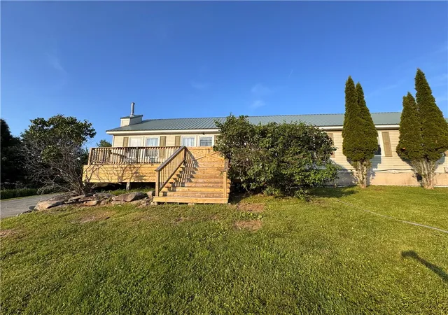 Photo 1 of Sale Pending at 558 Smith Rd, Stamford, NY 12167 | MLS# R1701606 | Listing updated on 2026-08-19