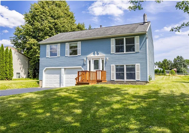 Photo 3 of Sale Pending at 83 Wildherd Dr, Henrietta, NY 14467 | MLS# R1701362 | Listing updated on 2026-08-21