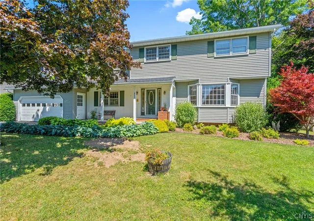 Photo 1 of Sale Pending at 4776 Edgeworth Dr, Manlius, NY 13104 | MLS# S1700096 | Listing updated on 2026-09-09