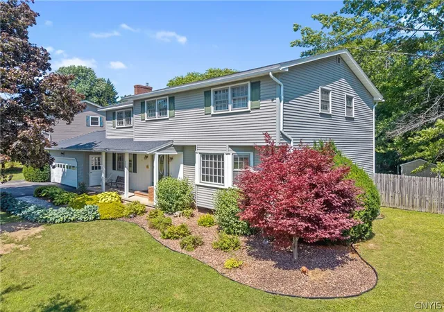 Photo 2 of Sale Pending at 4776 Edgeworth Dr, Manlius, NY 13104 | MLS# S1700096 | Listing updated on 2026-09-09