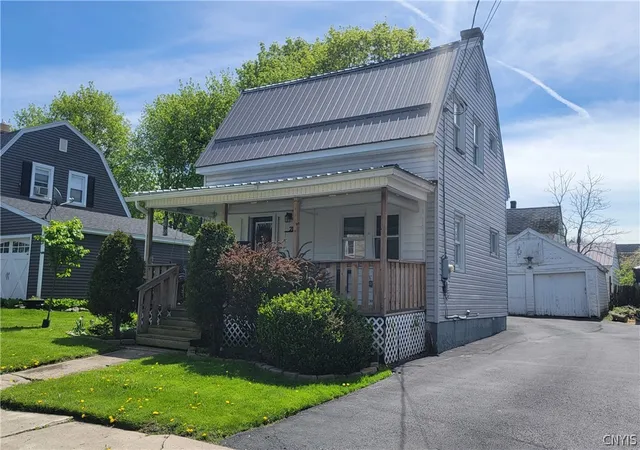 Photo 2 of Single family home for sale at 218 Stuart St, Watertown, NY 13601 | MLS# S1699854 | Listing updated on 2026-09-14