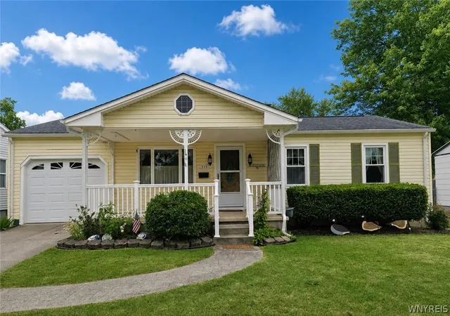 Photo 1 of Sale Pending at 315 Desmond Dr, Tonawanda, NY 14150 | MLS# B1698653 | Listing updated on 2026-08-25
