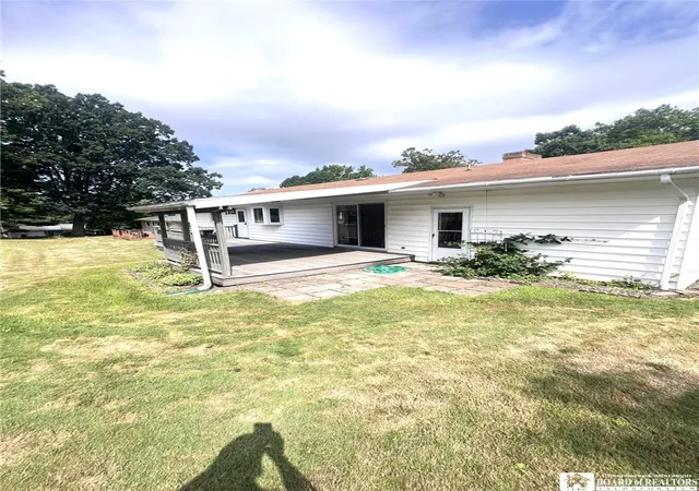 Photo 3 of Sale Pending at 315 Summit Ave, Jamestown, NY 14701 | MLS# R1701668 | Listing updated on 2026-09-11