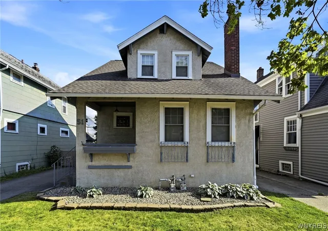Photo 2 of Sale Pending at 51 Delwood Rd, Buffalo, NY 14217 | MLS# B1701322 | Listing updated on 2026-08-11
