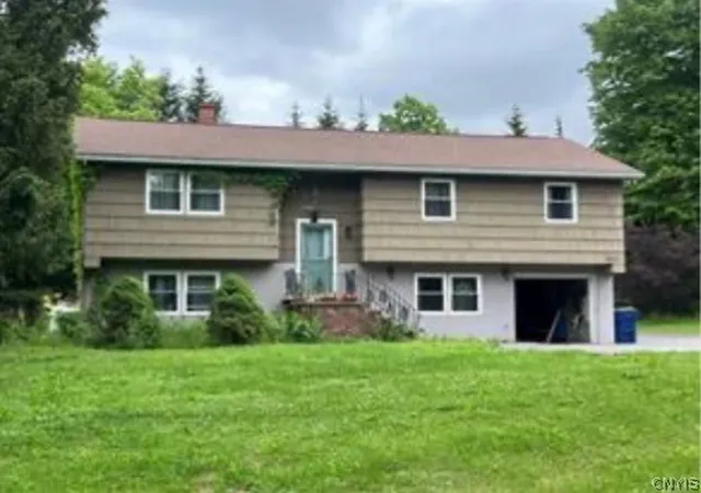 Photo 1 of Single family home for sale at 4067 Taylor Rd, Jamesville, NY 13078 | MLS# S1701700 | Listing updated on 2026-09-09