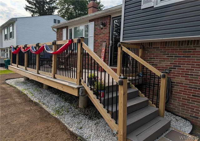 Photo 3 of Sale Pending at 6954 Northview Dr, Lockport, NY 14094 | MLS# B1701730 | Listing updated on 2026-09-10