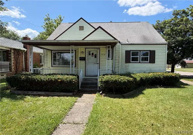 Photo 1 of Single family home for sale at 1058 92nd Street, Niagara Falls, NY 14304 | MLS# B1700936 | Listing updated on 2026-08-23
